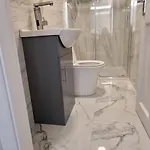 Modern Living דירה